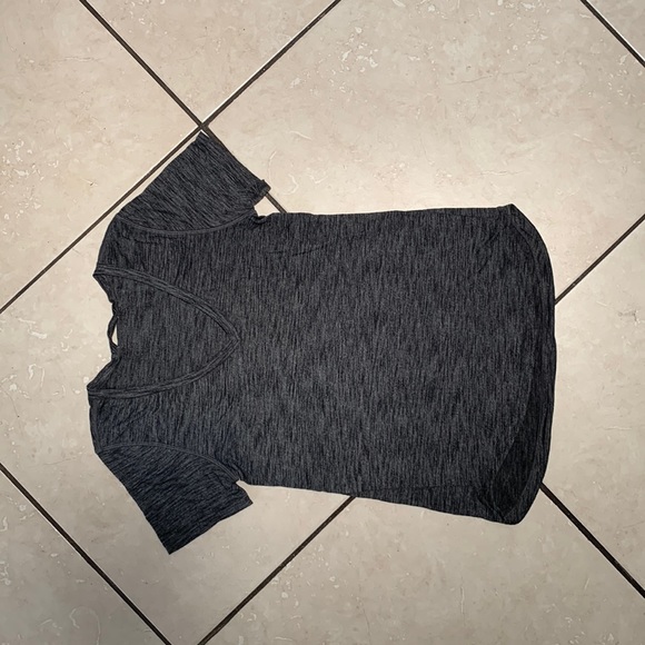 Women’s Lululemon shirt - Picture 2 of 3